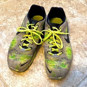 Women’s Nike Sneakers - 8.5